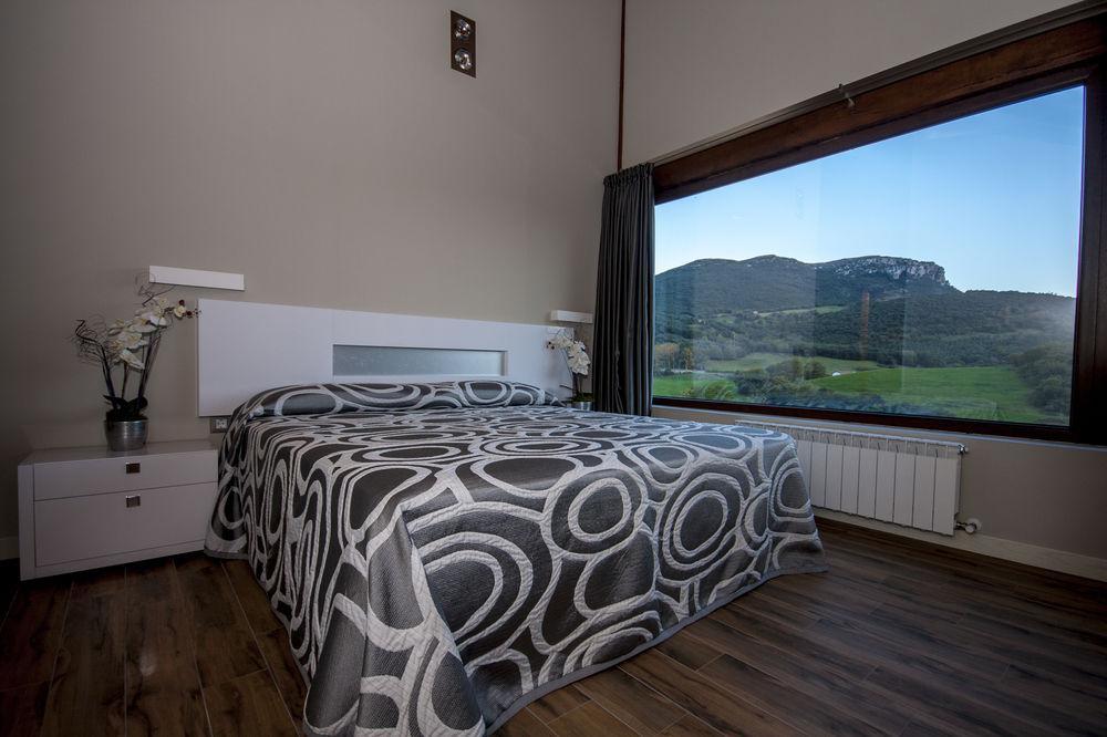 Apartamentos Baolafuente Rasines Bagian luar foto