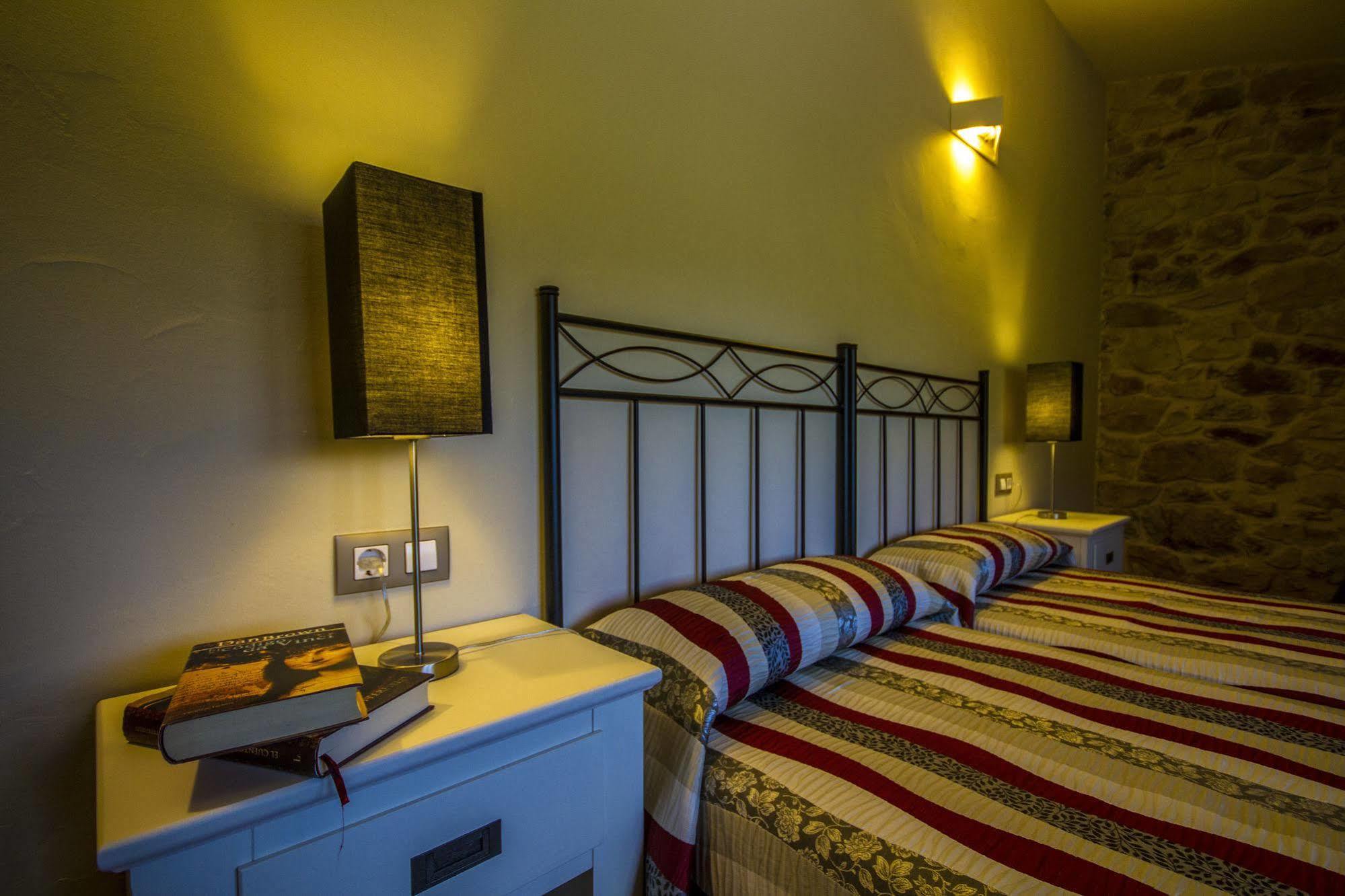 Apartamentos Baolafuente Rasines Bagian luar foto